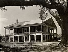 Rienzi Plantation House, as photographed by Robert W. Tebbs in 1926 Rienzi Plantation.jpg