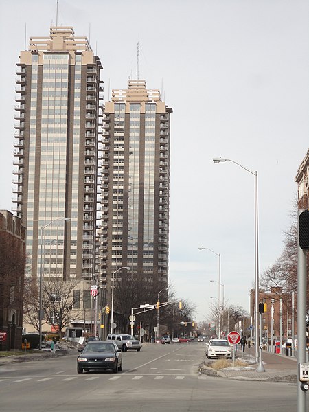 File:Riley Towers I and II, Indianapolis, Indiana.jpg