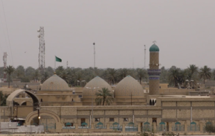 Salman the Persian tomb in Ctesiphon - Madain - Iraq.png