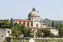 The church of San Giorgio in Braida with Sanmicheli's prominent dome San Giorgio in Braida (Verona).jpg