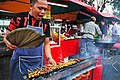 Pouliční prodej saté v Malajsii