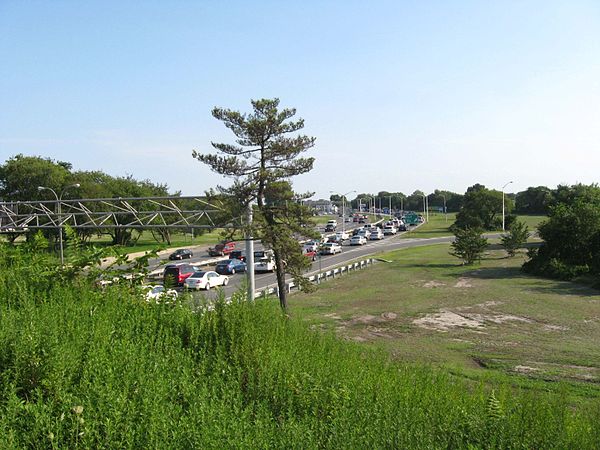 Westbound from Flatbush Avenue