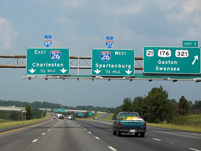 File:Southern terminus of I-77 at I-26 in Columbia, South Carolina.jpg