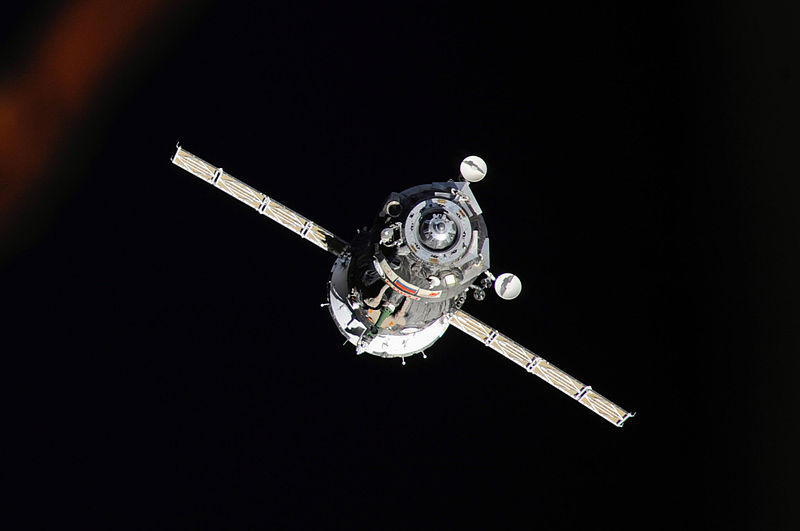 File:Soyuz TMA-08M departs from the ISS (2).jpg
