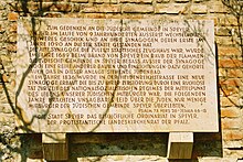 Memorial plaque in the Speyer Judenhof Speyer Jewish community memorial plaque.jpg