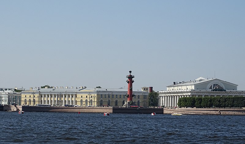 File:St Petersburg Vasilyevsky Island 05.jpg