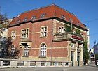 Carl-Schurz-Straße 13–19, now the Spandau City Library since being a post office