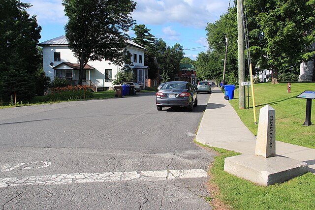 "Stanstead Quebec ViewAcrossBorder" by Thomsonmg2000 - Own work. Licensed under Creative Commons Zero, Public Domain Dedication via Wikimedia Commons - https://commons.wikimedia.org/wiki/File:Stanstead_Quebec_ViewAcrossBorder.JPG#mediaviewer/File:Stanstead_Quebec_ViewAcrossBorder.JPG