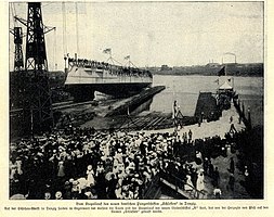 Stapellauf des deutschen Panzerschiffs 'Schlesien' à Dantzig, 1906.jpg