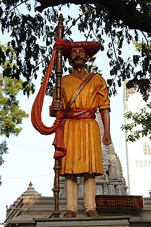 Statues of Maratha Soldiers, Shivaji Park 05.jpg