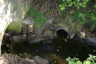 Stobber affluent pipe coming from drainage ditch