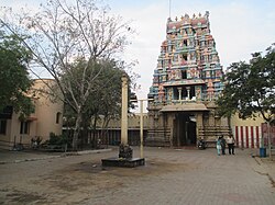 Image of a temple with its pyramidal entrance tower