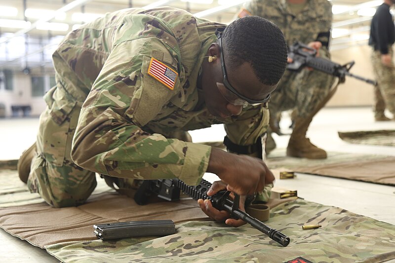 File:The US Army's Best Warrior Competition 2015 151004-A-XR785-107.jpg