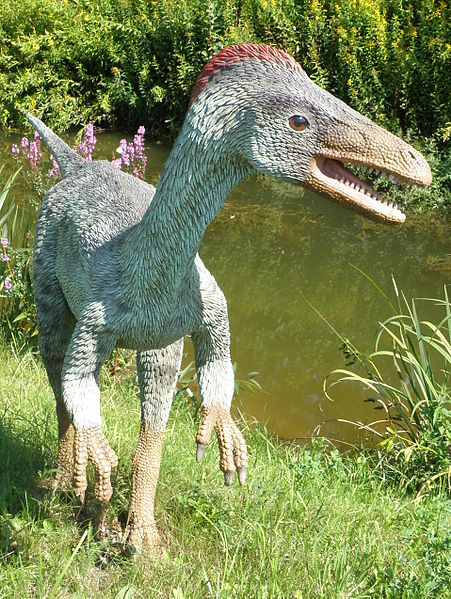 File:Troodon - JuraPark Baltow (1).JPG