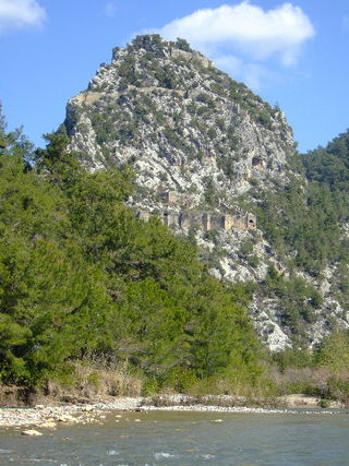 <span class="mw-page-title-main">Alara Castle</span> Medieval castle in Alanya, southern Turkey