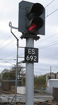 Network Rail two-aspect colour-light railway signal set at danger Two-aspect-signal ES692.jpg