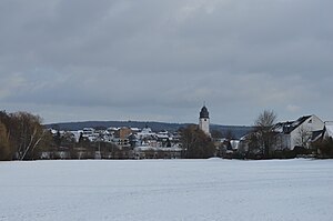 Usingen: Geographie, Geschichte, Politik und Verwaltung