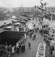HMS Vengeance visiting Oslo in 1947 Vengeance oslo 1947.jpg