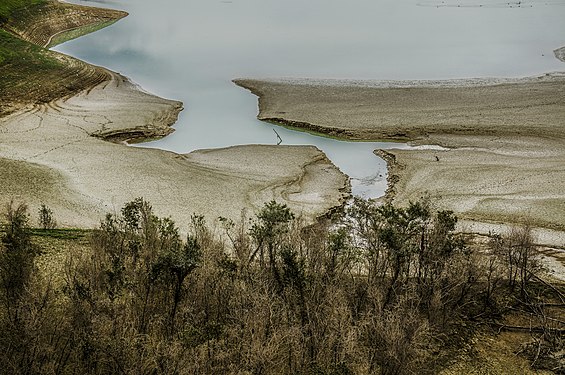 Lago di Penne Autore: Verdenex84 Licensing: CC-BY-SA-4.0