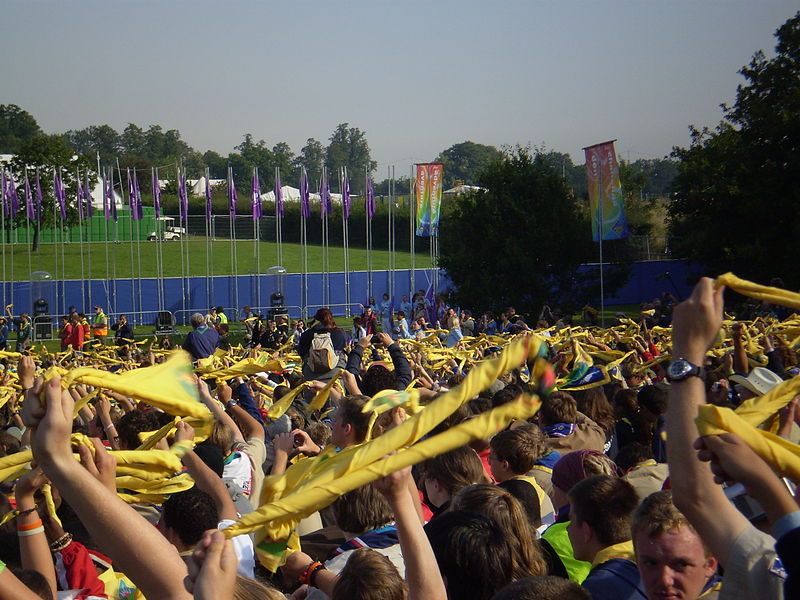 File:WSJ2007 Sunrise Scarfs2.JPG