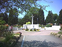 Cross of Sacrifice and Screen Wall Memorial at Streatham Park Cemetery War memorial in Streatham Park Cemetery, Rowan Road. (B272) - geograph.org.uk - 22070.jpg