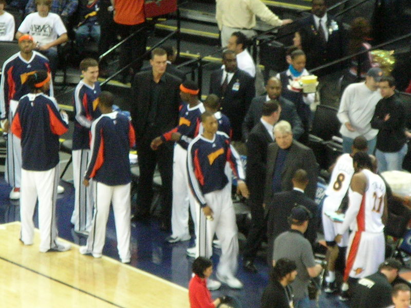 File:Warriors bench pregame at Phoenix at Golden State 3-15-09.JPG