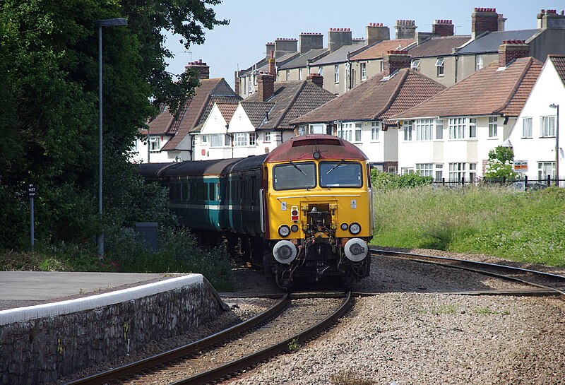 File:Weston-super-Mare railway station MMB 24 57303.jpg