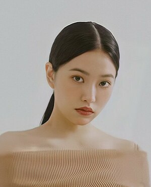 Yeri modeling for Marie Claire Korea on March 22, 2022 08 (cropped-2).jpg