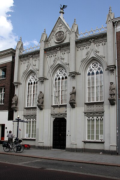 File:'s-Hertogenbosch-26-Schwanenbruederhaus-2010-gje.jpg