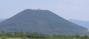 Uitzicht op de kasteelruïne vanuit het noordwesten