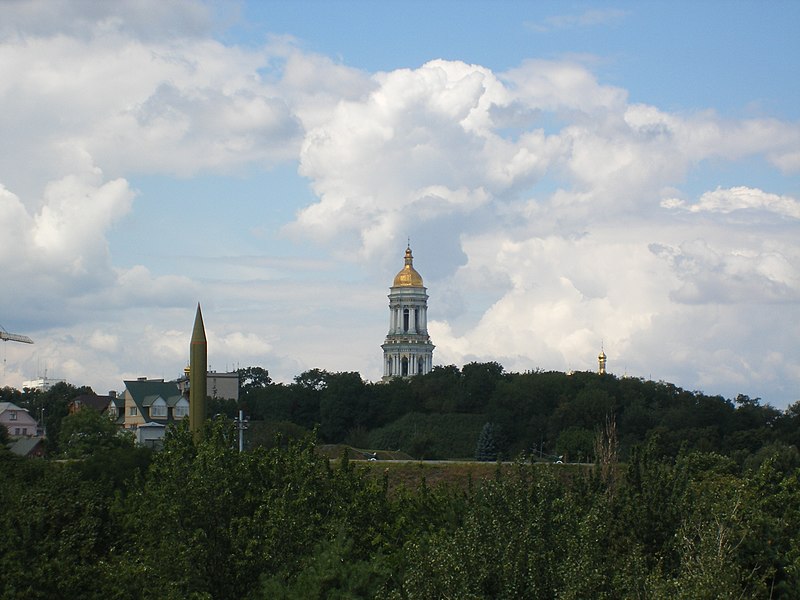 File:Дзвіниця велика Успенського собору, Київ.JPG