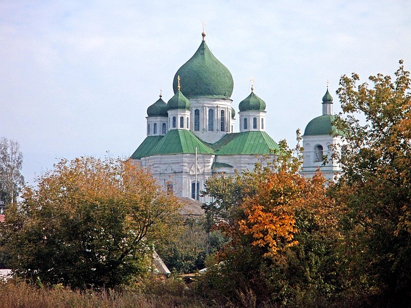 File:Новгород-Сіверський. Успенський собор..JPG