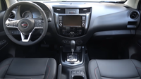 2021 Nissan Frontier Pro 4X (Colombia; facelift) interior.png