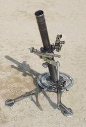 L16 mortar consisting of barrel, base plate and bipod 81mmMORT L16.png