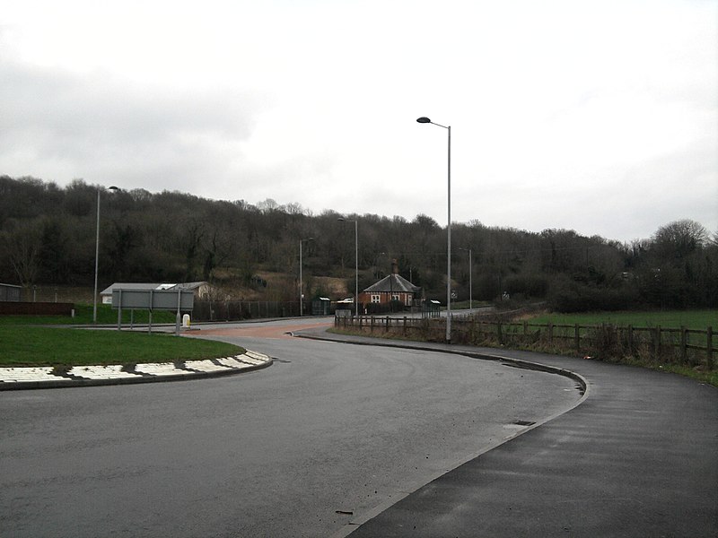 File:A346 Savernake - geograph.org.uk - 2288280.jpg