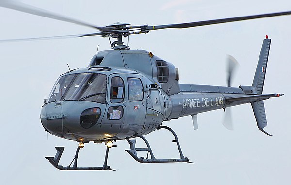 An Armée de l'air AS555