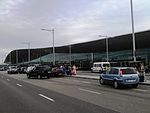 Airport Barcelona Terminal 1 001.jpg