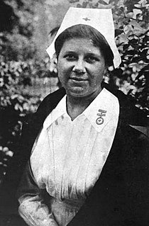 Alma E. Foerster American nurse