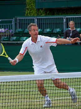 Anders Järryd v soutěži legend Wimbledonu 2011