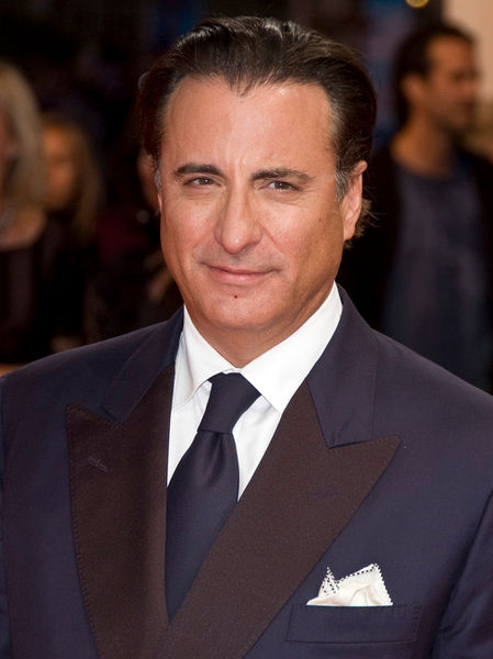 चित्र:Andy Garcia at the 2009 Deauville American Film Festival-01A.jpg