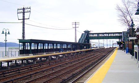 Ardsley on Hudson train station