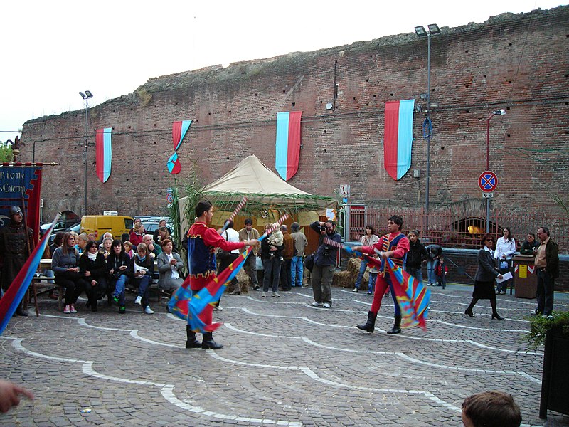 File:Asti - Arti e Mercanti 2388.JPG