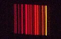 Atomspektrum einer Neon-Gasentladung.jpg