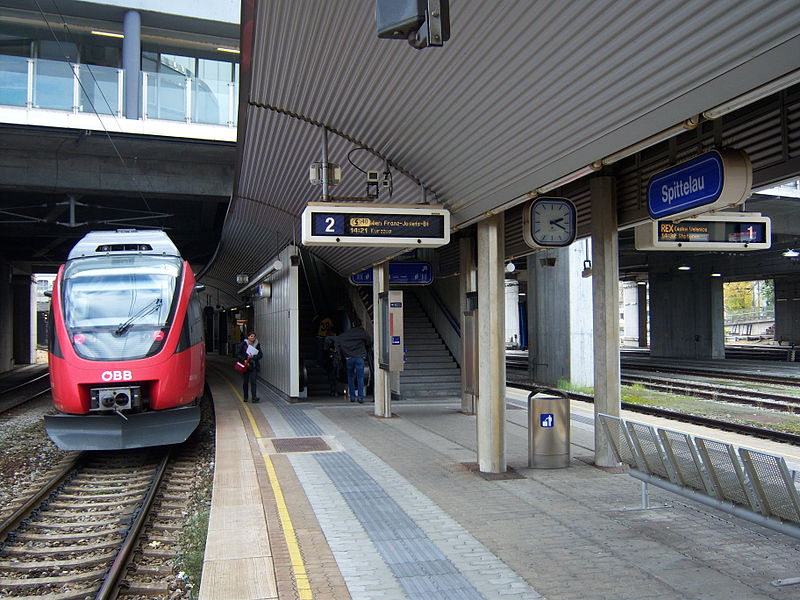 File:Bahnhof Spittelau 5.JPG