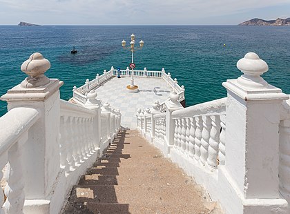Balcón del Mediterráneo, Benidorm, Espanha (definição 5 225 × 3 385)