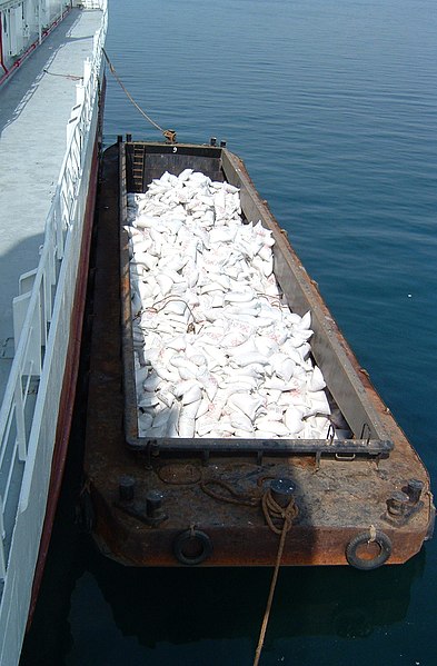 File:Barge of salt.jpg