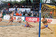 Deutsch: Beachhandball Europameisterschaften 2019 (Beach handball Euro); Tag 5: 6. Juli 2019 – Frauen, Halbfinale, Ungarn-Niederlande 2:0 (19:16, 15:12) English: Beach handball Euro; Day 5: 6 July 2019 – Semifinal Women – Hungary-Netherlands 2:0 (19:16, 15:12)