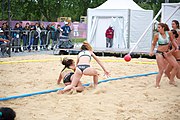 Deutsch: Beachhandball bei den Olympischen Jugendspielen 2018; Tag 5, 10. November 2018; Mädchen, Hauptrunde - Chinese Taipei (Taiwan)-Paraguay 2:0 English: Beach handball at the 2018 Summer Youth Olympics at 11 October 2018 – Girls Main Round – Chinese Taipei (Taiwan)-Paraguay 2:0