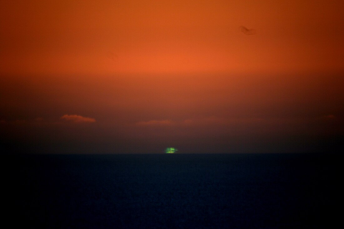 File:Big green flash.JPG