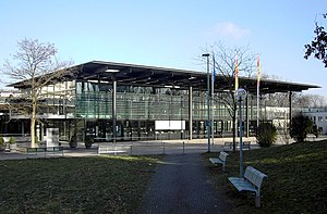 Bonn Bundeshaus: Lage und Erschließung, Geschichte, Gebäude